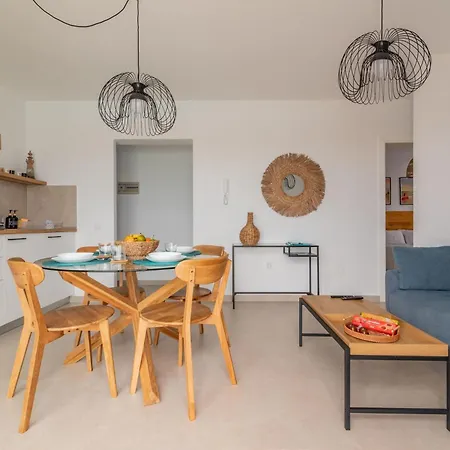 Sea Breeze Heated Pool Sea View (adults Only) *