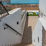 Sea Breeze Piscina Climatizada Vistas Al Mar (adults Only) Corralejo