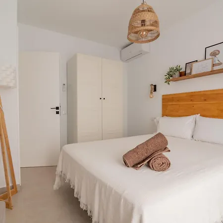 Sea Breeze Heated Pool Sea View (adults Only) *