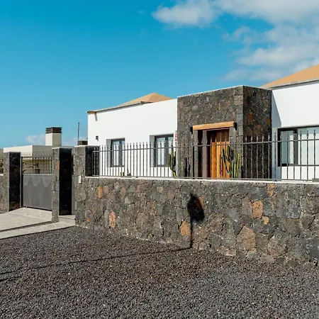 Sea Breeze Heated Pool Adult Only * Corralejo