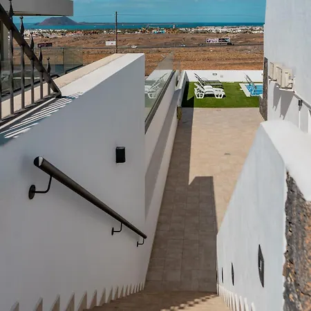 Sea Breeze Heated Pool Adult Only Corralejo