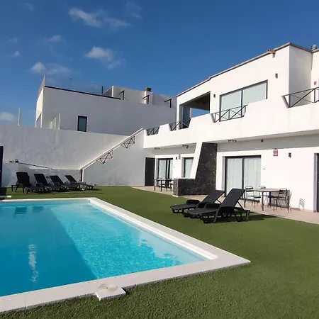 Sea Breeze Heated Pool Adult Only * Corralejo