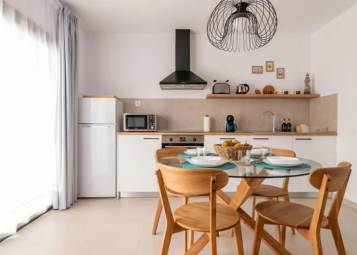 Sea Breeze Piscina Climatizada Vistas Al Mar (adults Only) *