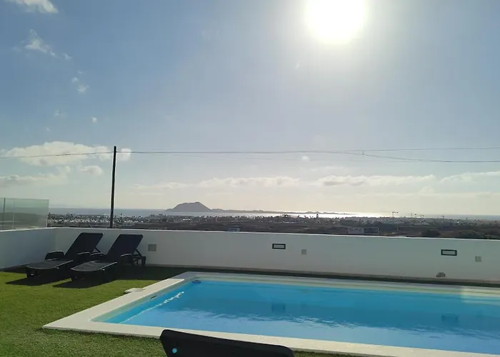 Sea Breeze Piscina Climatizada Vistas Al Mar (adults Only) Corralejo